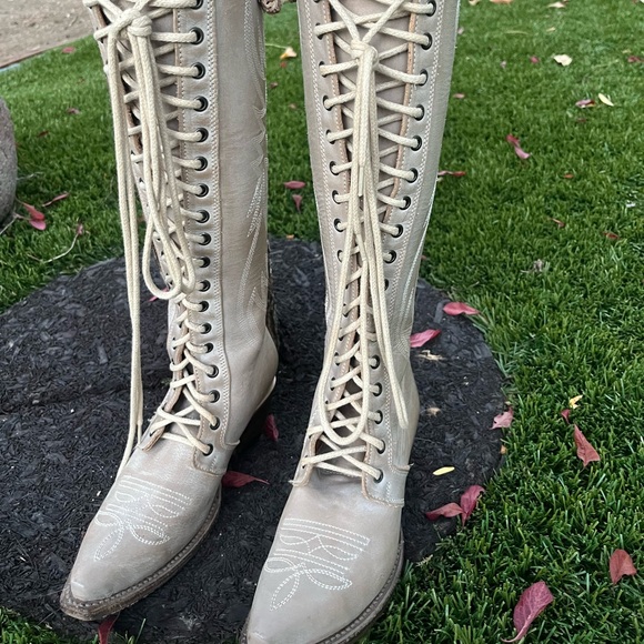 Freebird Wilder Lace Up Boots - Picture 3 of 5